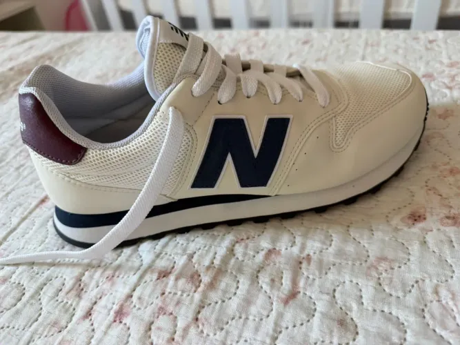 Tênis new balance novo TAM 40