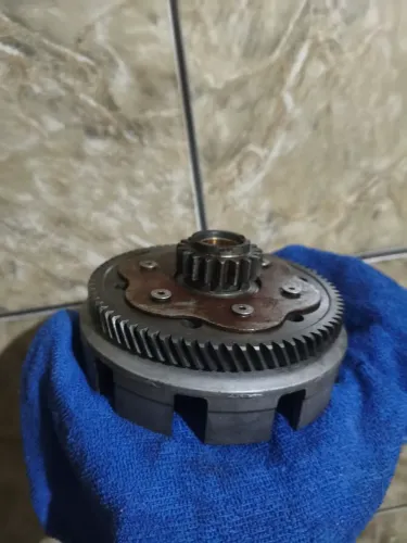 Campana de embreagem ORIGINAL YAMAHA da Factor/Fazer/Crosser + Disco de embreagem Scud