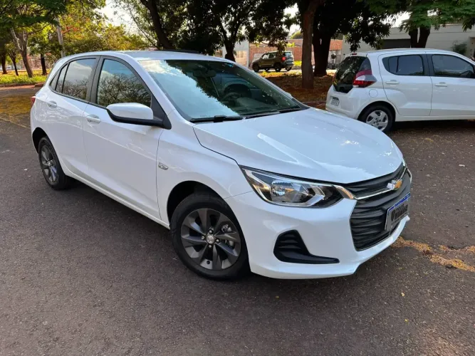 Chevrolet Onix Hatch LT 1.0 12V Flex Mec. 4P 2022