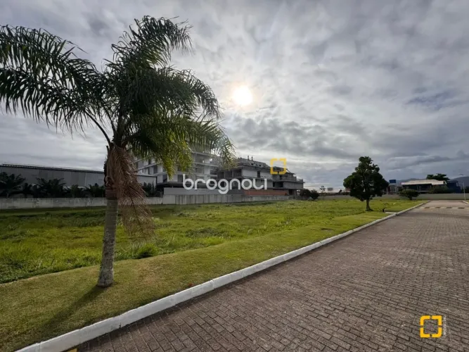 Terreno à venda em Condomínio Fechado no Campeche, Florianópolis