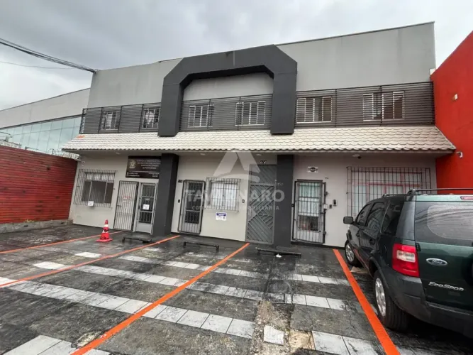 Studio no centro de Ponta Grossa para Fins Residenciais ou Comerciais.