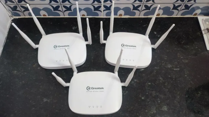 3 Roteadores Greatek GWR-1200AC + Fontes
