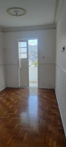Imóvel para aluguel tem 50 metros quadrados com 2 quartos em Santa Teresa - Rio de Janeiro