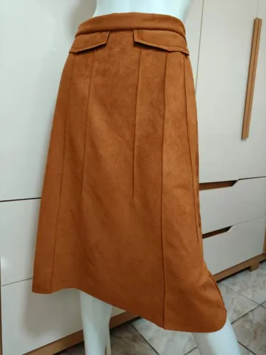 Saia Midi em Suede Caramelo - Tam G.