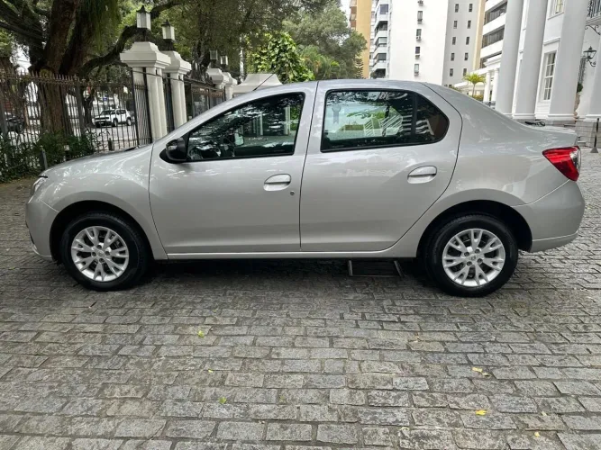 Renault Logan Zen Flex 1.0 12V 4P Mec. 2025