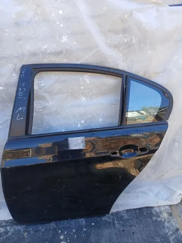 Porta traseira esquerda BMW 750i 2011 a 2012 não blindada. * zap