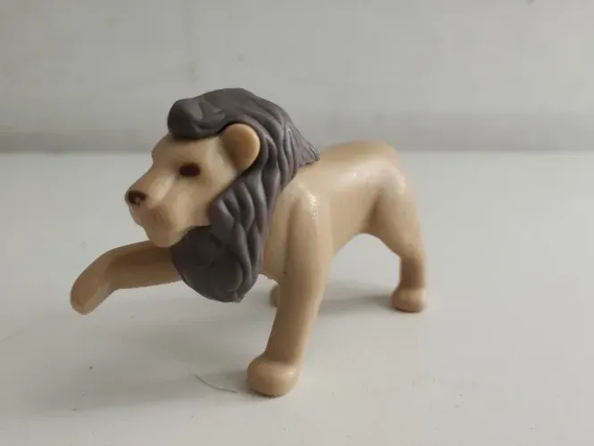 Playmobil leão 