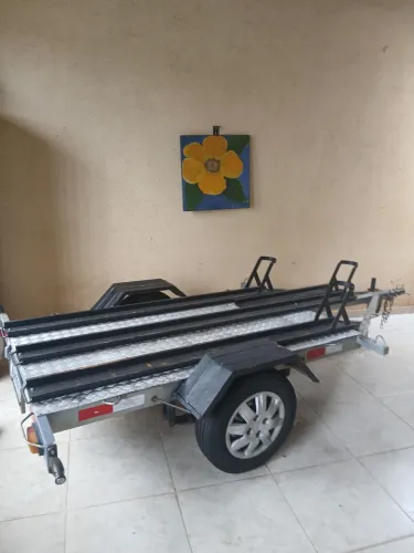 Carretinha reboque para motos 