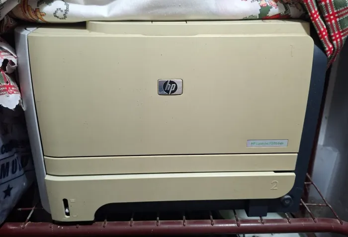Impressora HP LaserJet P2055dn usada