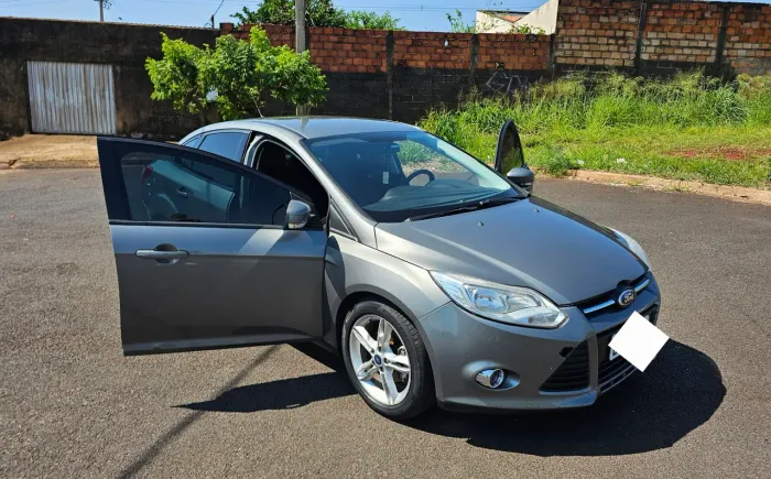 Ford Focus Sedan 2.0 16v/2.0 16V Flex 4P Aut. 2014