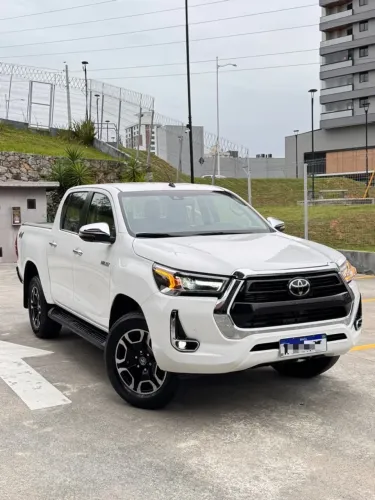 Toyota Hilux CD SRX Limited 4X4 2.8 TDI Die.aut 2022