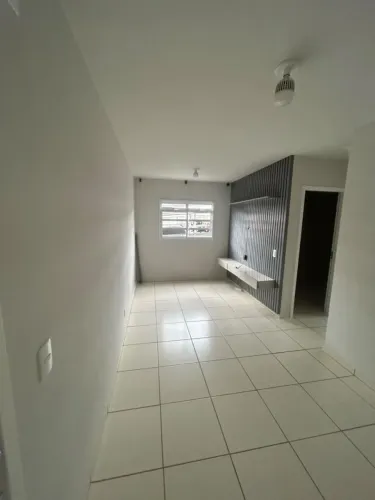 Apartamento Solar Di Lucca com 2 Quartos para alugar, 45 m² por R$ 1.600/mês - Gleba Esper