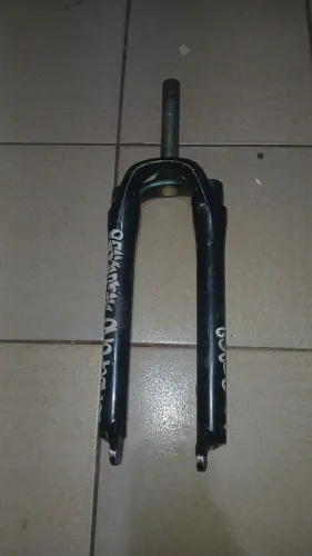 Suspensão 29 travada, vendo ou troco