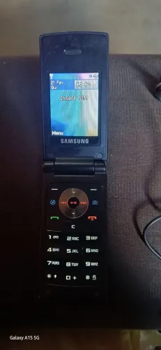 SAMSUNG SGH-E215L FLIP
