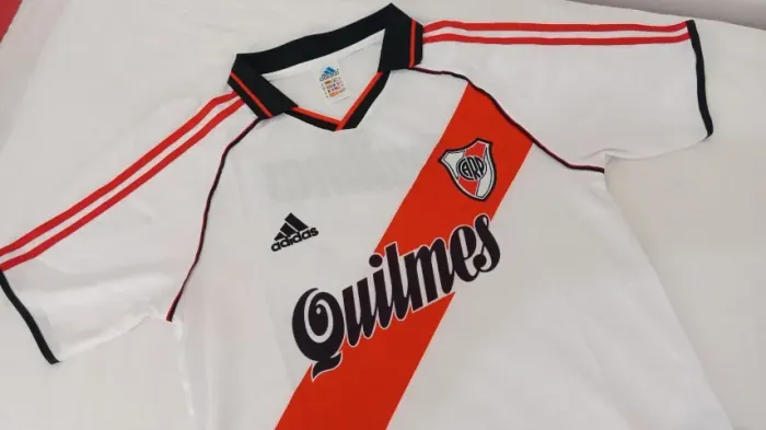Camisa River Plate 2000
