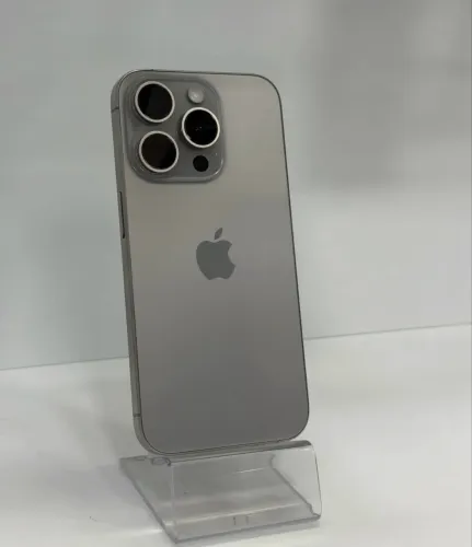 iPhone 15 pro natural 128 Gb 6 meses garantia