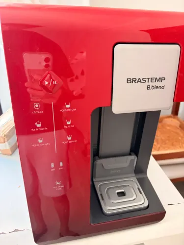 Máquina de bebidas Brastemp B.blend
