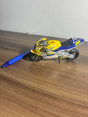 Miniatura Honda NSR500 Valentino Rossi