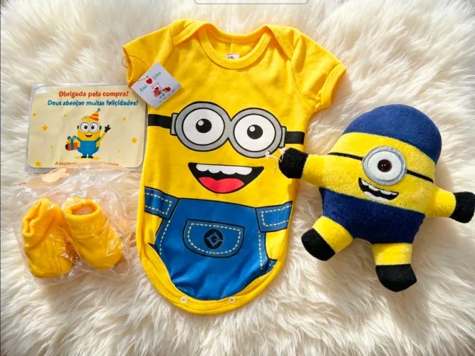 Bodie + pelúcia + sapatinho tamanho G para bebe