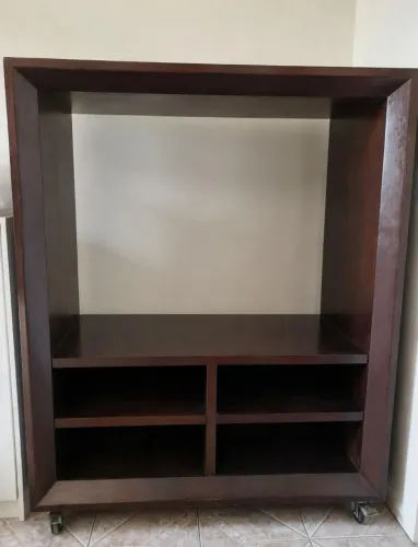 Rack de madeira