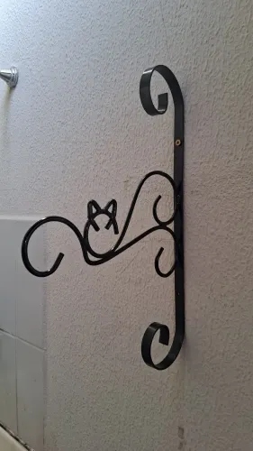 Suporte de Vaso Decorativo Gato em Ferro