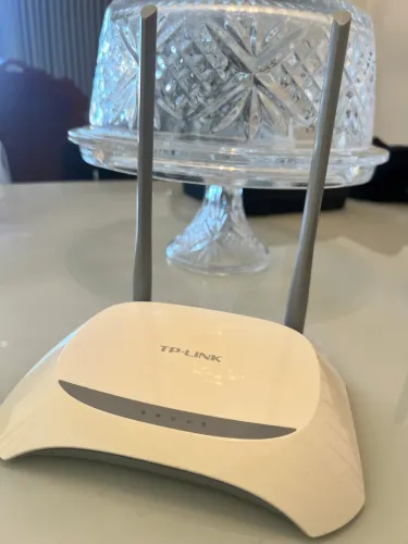 Roteador e Repetidor TP-Link TL-WR840N 300Mbps - Seminovo