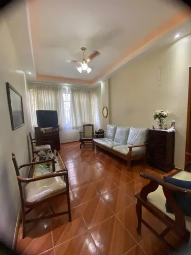 Apartamento para venda possui 72 metros quadrados com 2 quartos em Icaraí - Niterói - RJ