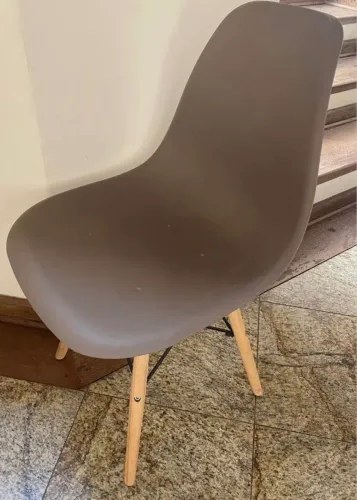 Cadeira Eames Eiffel 