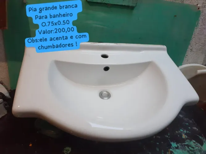 Lavatório de louça branco,sobrepor !