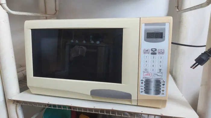 Micro-ondas Panasonic funcionando perfeitamente