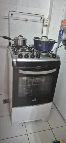 Fogão 4 bocas Eletrolux Alto