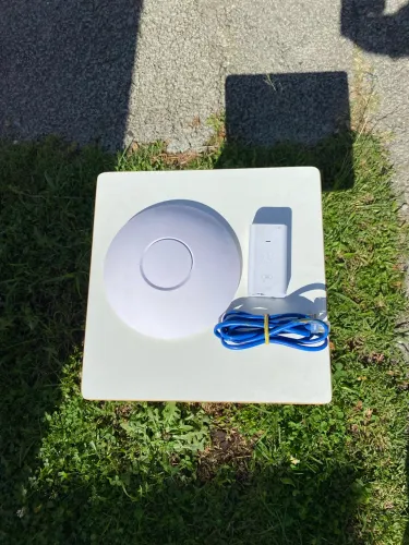 ANTENA WI-FI UBIQUITI UniFi AP AC LR