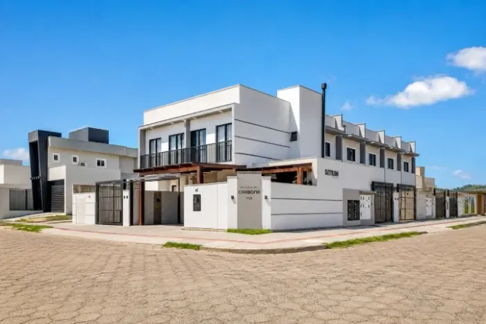 Casa Geminada à venda 100% mobiliada, Santo Antônio de Pádua - Tubarão/SC