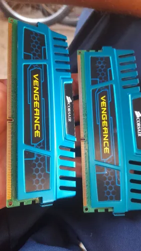 Vendo 2 memória ran 4bg ran zerada