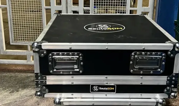 Mesa de som digital x32 compact 