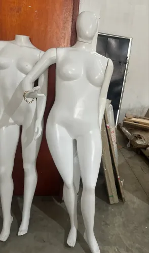Manequim feminino 11 unidades completos 