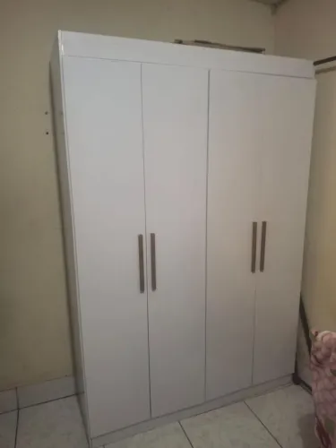 Guarda Roupa 4 portas