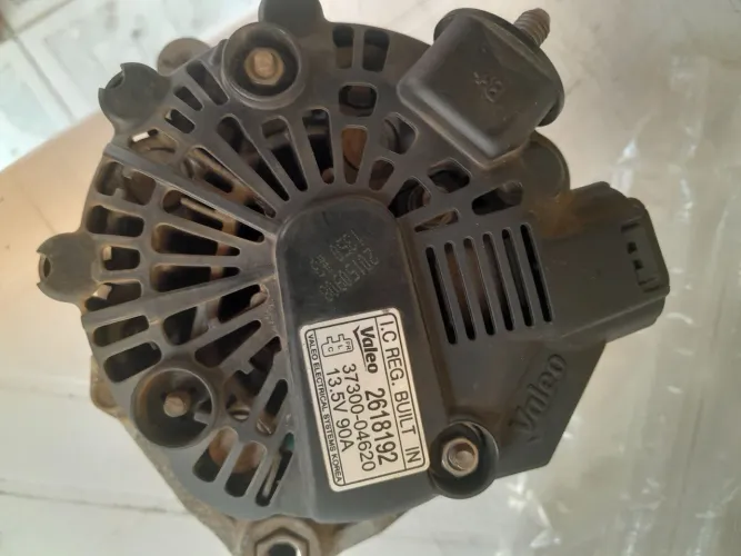 Alternador
