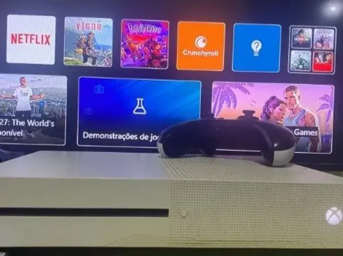 Xbox One S 500GB Branco + para Jogar ?<br><br>Controle | Ótimo