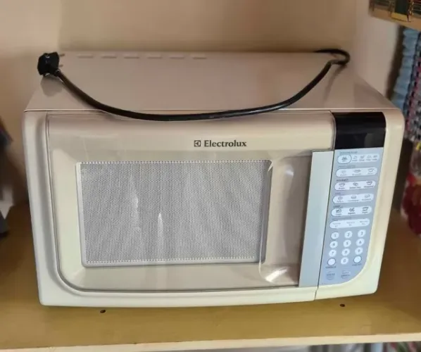 Forno Microondas Electrolux 31 litros 110 volts
