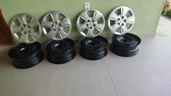 Jogo Roda De Ferro Aro 16 + Calotas Originais Hyundai Creta 2021 - Zero Km
