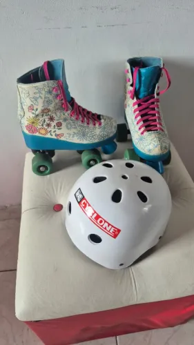 Patins tamanho 37