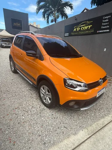 Volkswagen Crossfox 1.6 MI Total Flex 8V 5P 2011