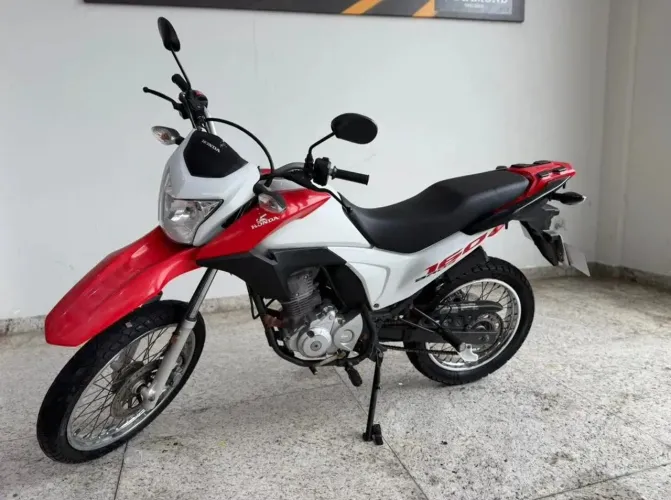 Vende - se bross 160