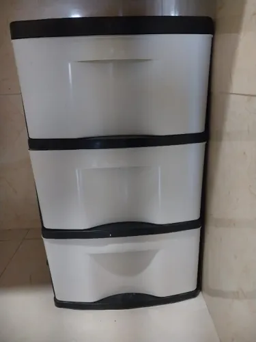Gaveteiro semi novo plástico