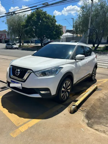 Nissan Kicks SL 1.6 16V Flexstar 5P Aut. 2017