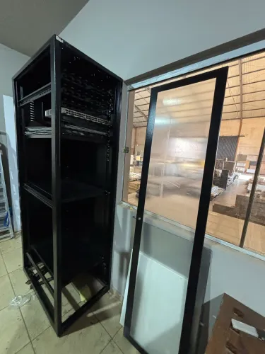 Rack para servidor data centers