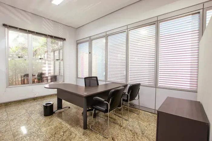 Sala Mobiliada com 23M² no Polo Empresarial Goiás - Aparecida de Goiânia - GO