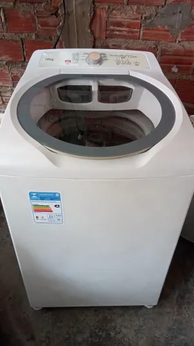 Maquina de lavar roupa