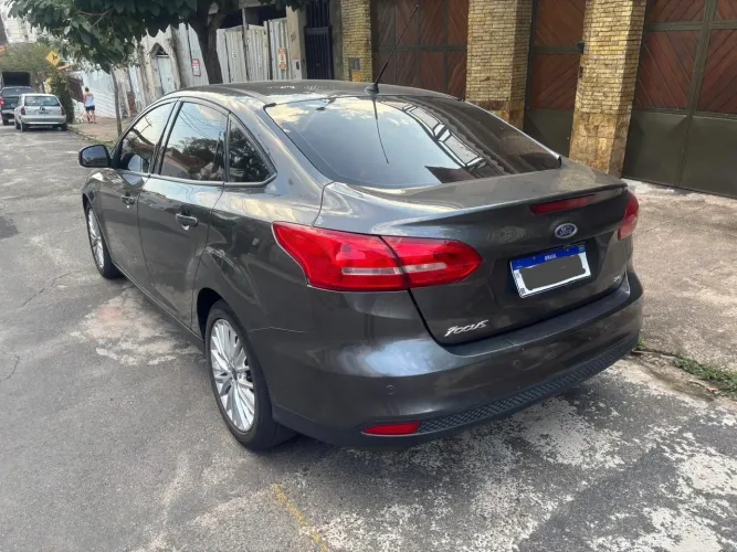 Ford Focus Fastback Se/se Plus 2.0 Flex Aut. 2017